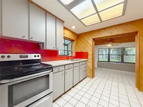 8980 E Devilsneck Road Floral City FL 34436
