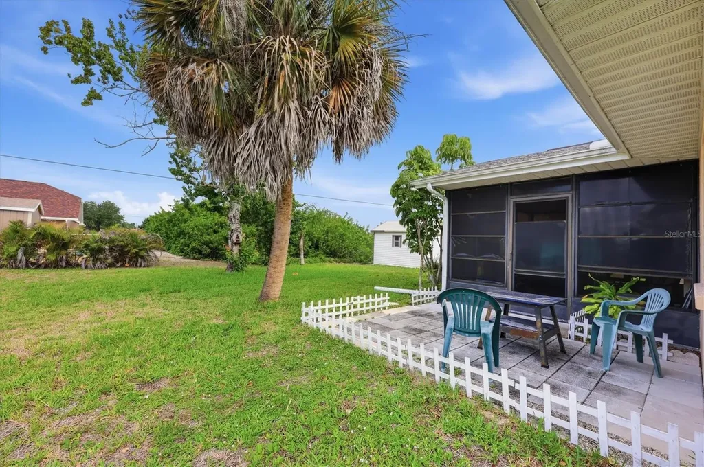 6975 Inland Street Englewood FL 34224