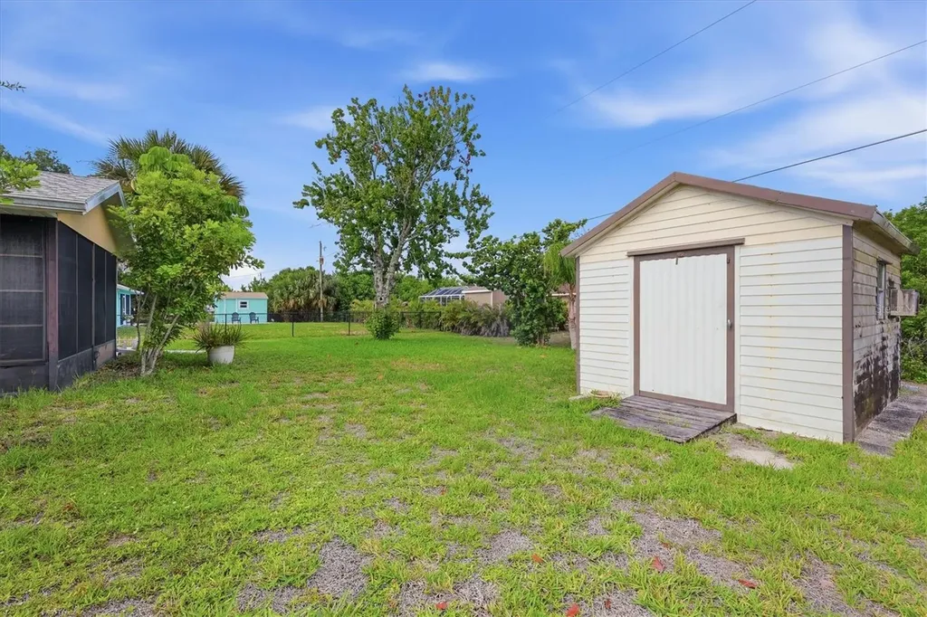 6975 Inland Street Englewood FL 34224