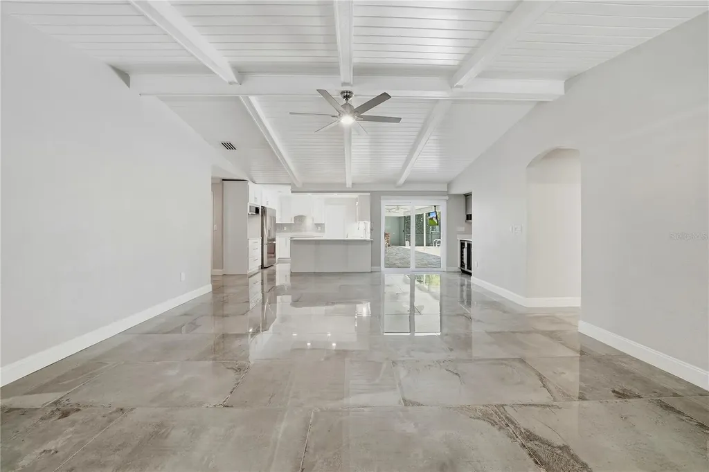14463 Sandpiper Circle Clearwater FL 33762