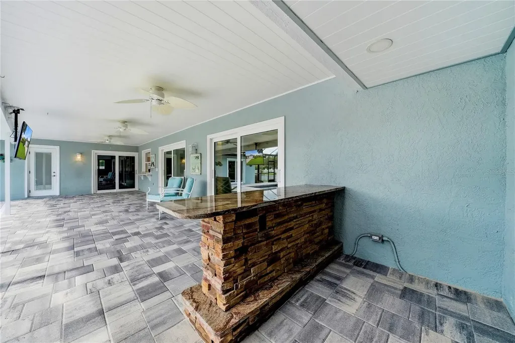 14463 Sandpiper Circle Clearwater FL 33762