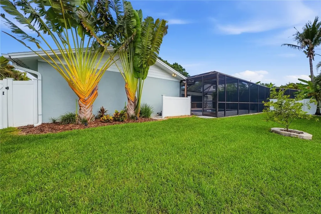 14463 Sandpiper Circle Clearwater FL 33762