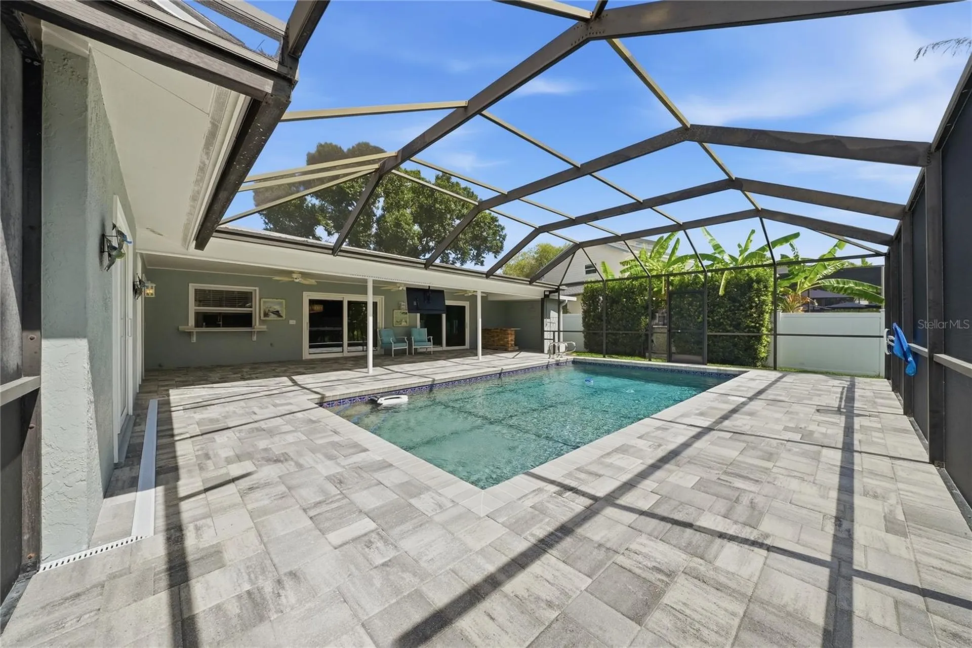 14463 Sandpiper Circle Clearwater FL 33762