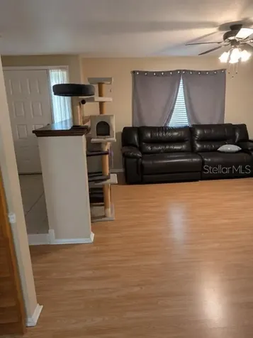 806 Crosswinds Drive Brandon FL 33511
