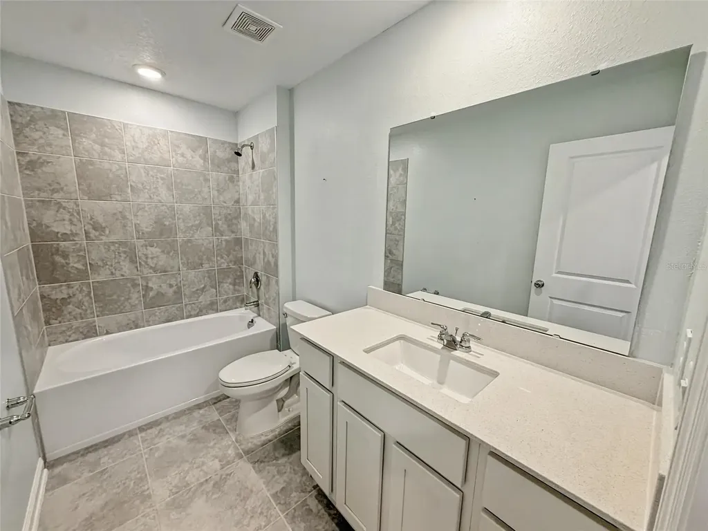 5632 Loggia Lane Kissimmee FL 34758