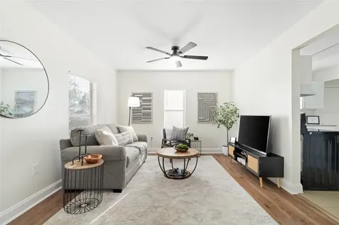 2116 E Ellicott Street Tampa FL 33610