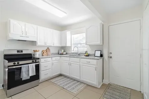 2116 E Ellicott Street Tampa FL 33610