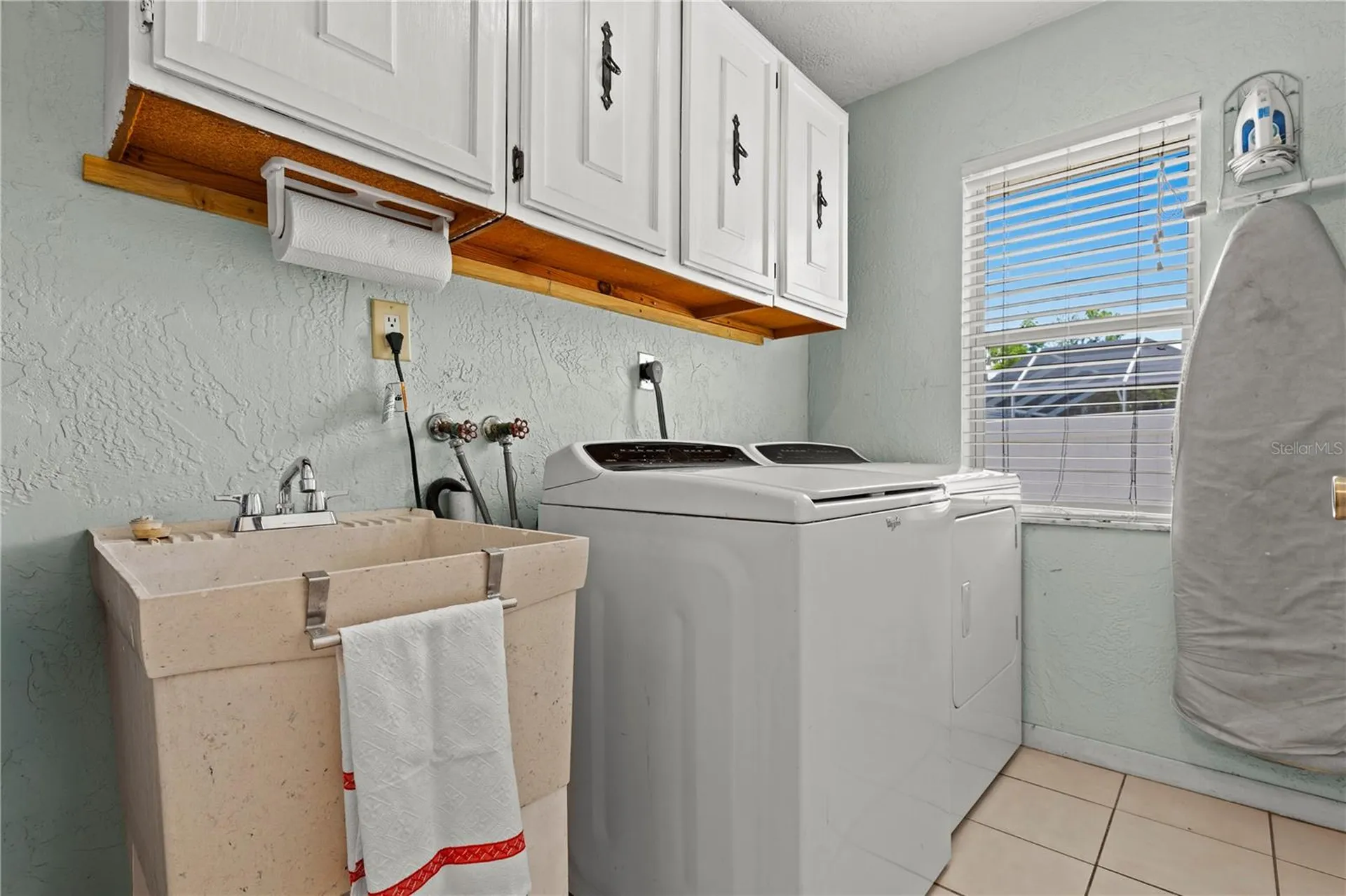 3153 Carlos Drive Dunedin FL 34698
