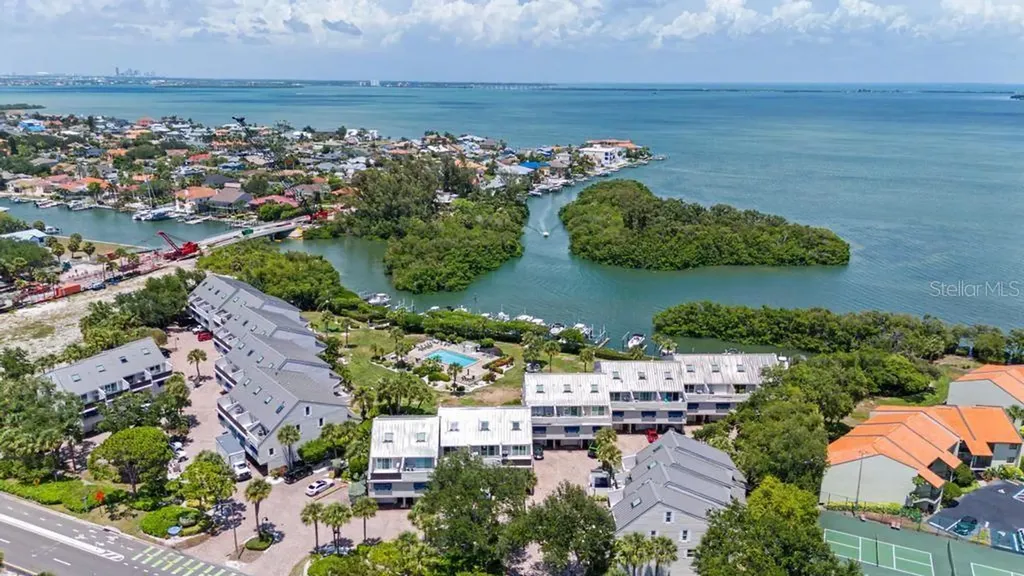 1375 Pinellas Bayway Tierra Verde FL 33715