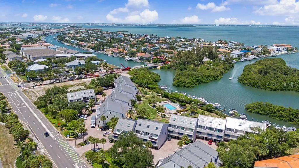 1375 Pinellas Bayway Tierra Verde FL 33715