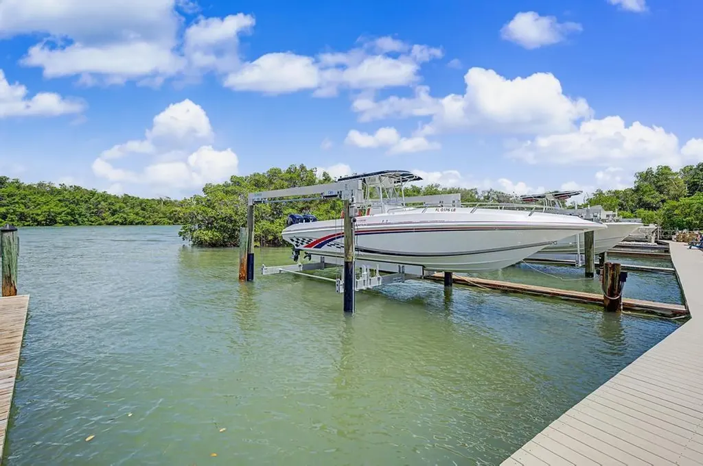 1375 Pinellas Bayway Tierra Verde FL 33715