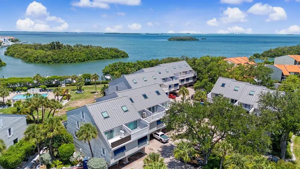 1375 Pinellas Bayway Tierra Verde FL 33715