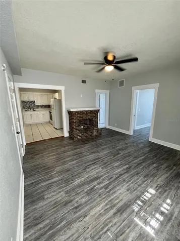 644 4th Avenue S St Petersburg FL 33701