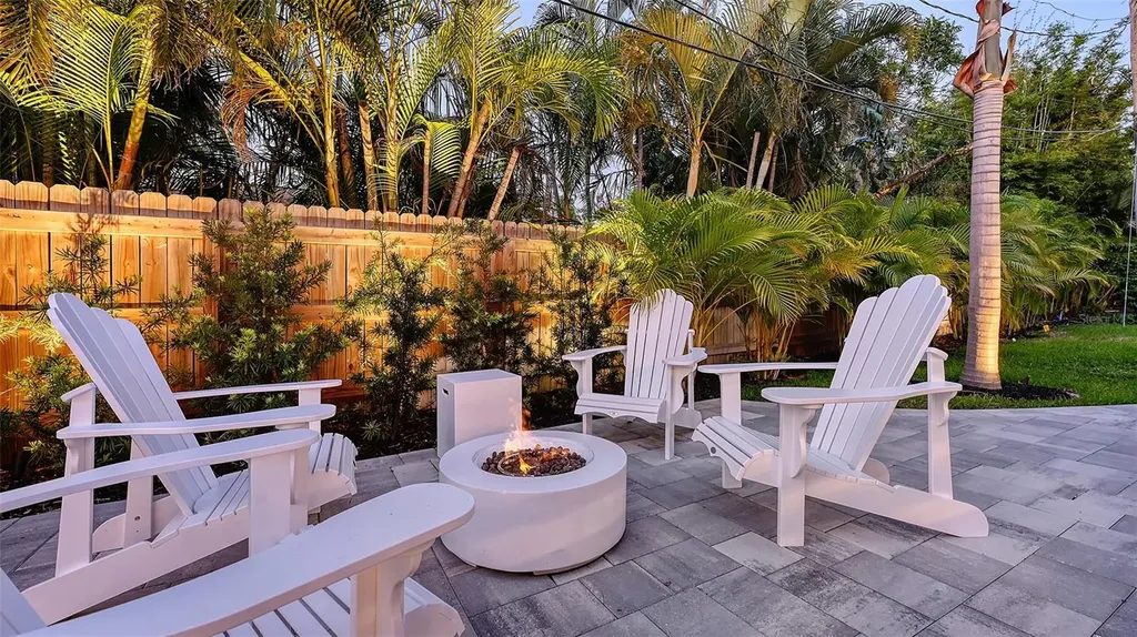 7715 Westmoreland Drive Sarasota FL 34243