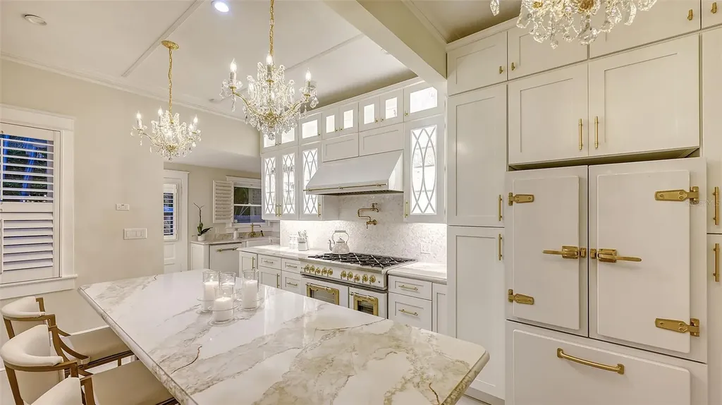 7715 Westmoreland Drive Sarasota FL 34243