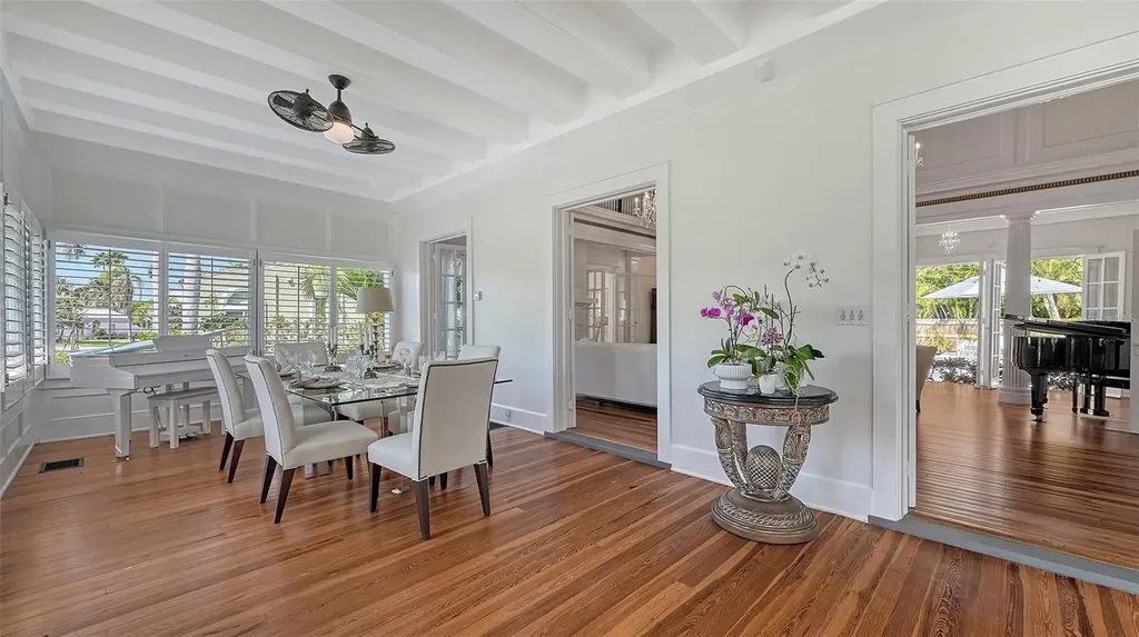 7715 Westmoreland Drive Sarasota FL 34243
