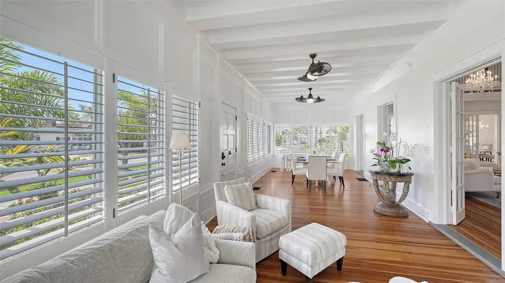 7715 Westmoreland Drive Sarasota FL 34243
