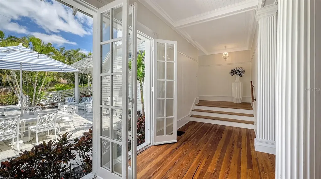7715 Westmoreland Drive Sarasota FL 34243