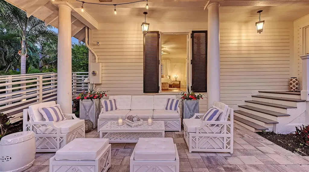 7715 Westmoreland Drive Sarasota FL 34243