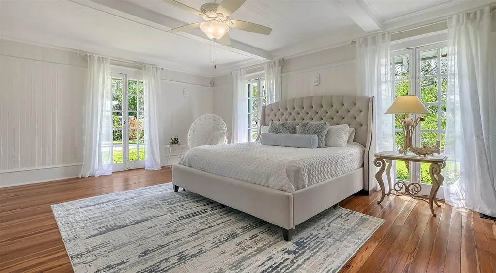 7715 Westmoreland Drive Sarasota FL 34243