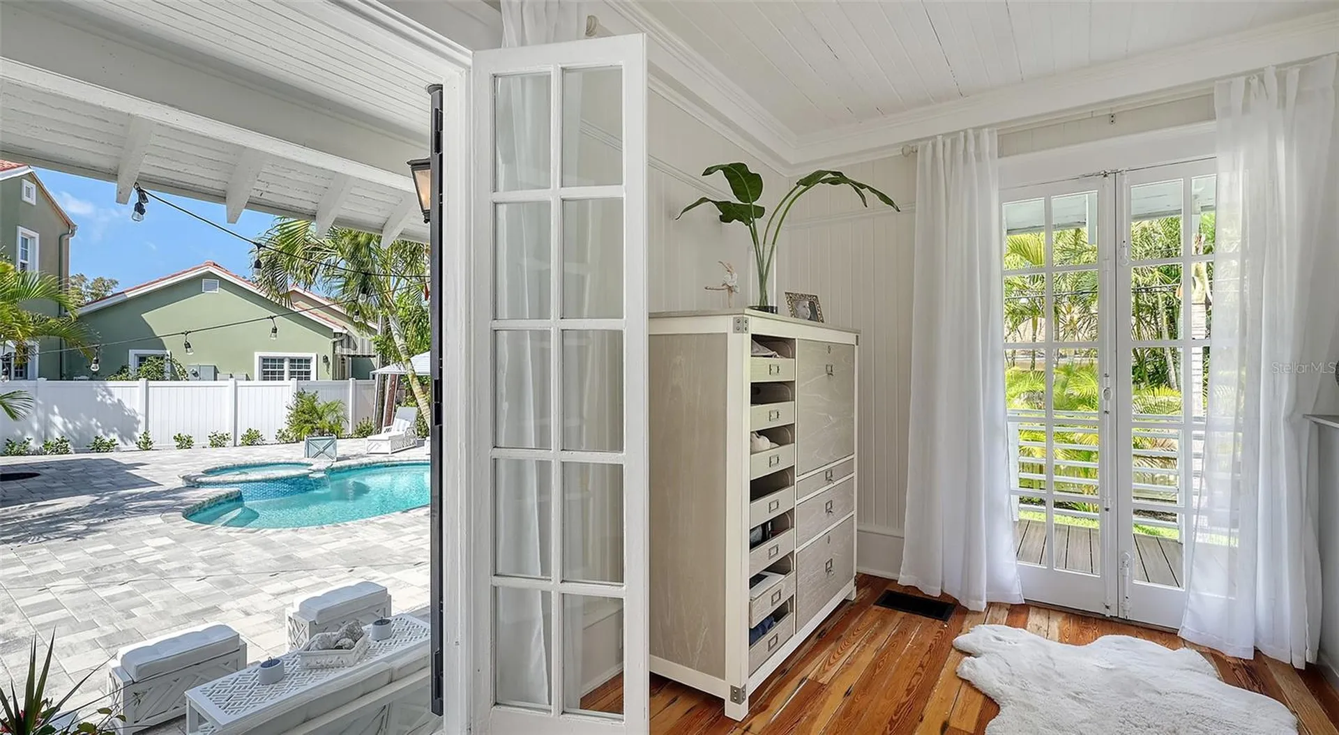 7715 Westmoreland Drive Sarasota FL 34243