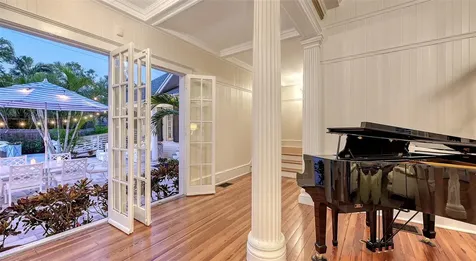 7715 Westmoreland Drive Sarasota FL 34243