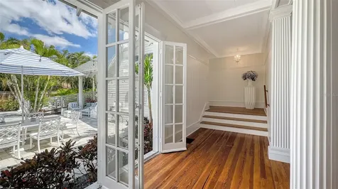 7715 Westmoreland Drive Sarasota FL 34243