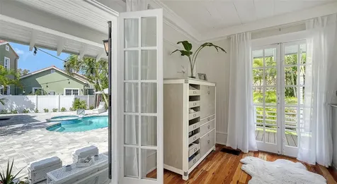 7715 Westmoreland Drive Sarasota FL 34243