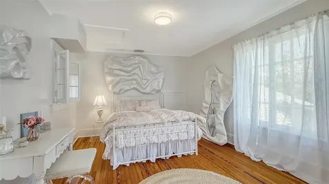 7715 Westmoreland Drive Sarasota FL 34243