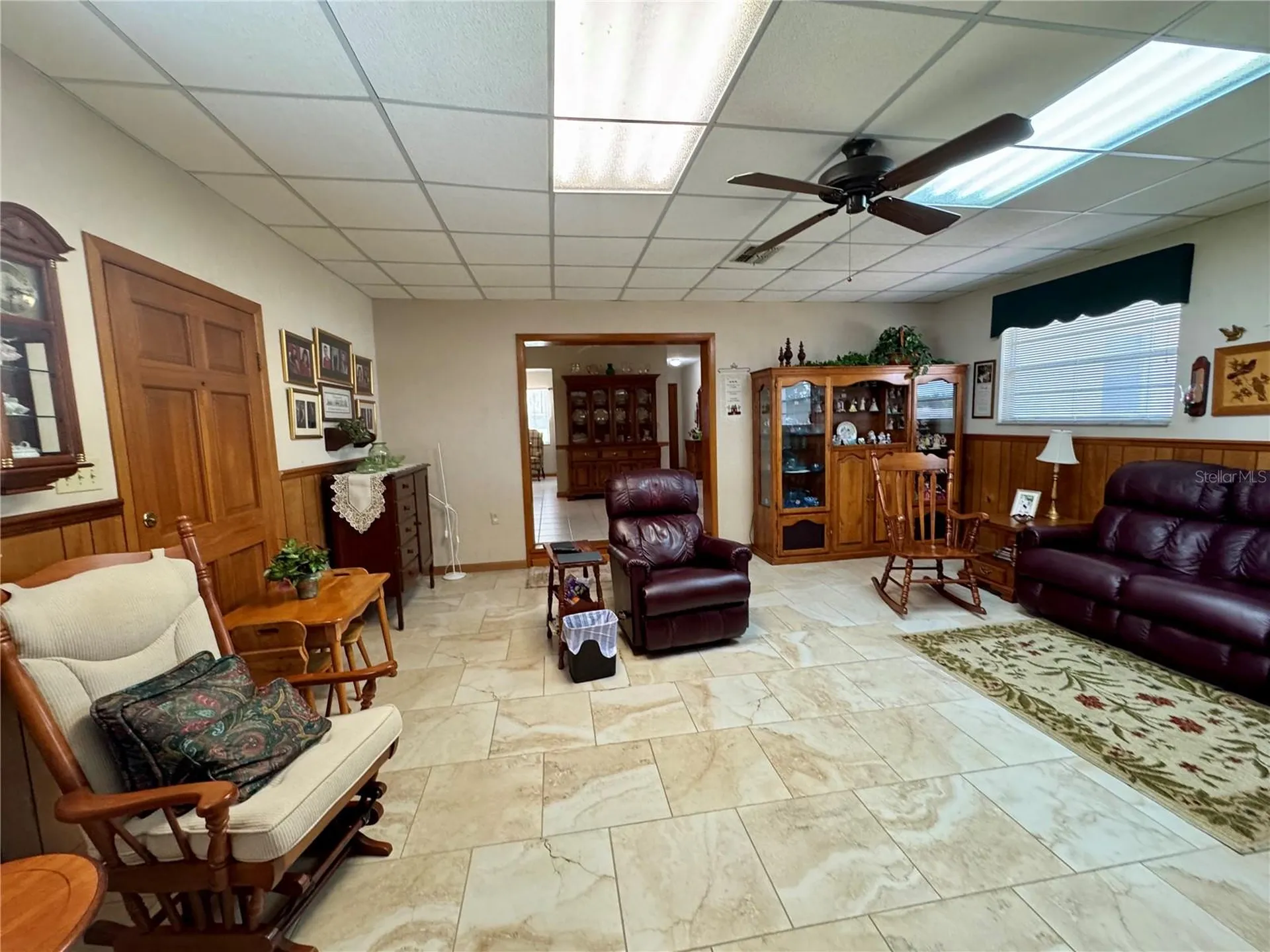 827 Strawberry Lane Brandon FL 33511