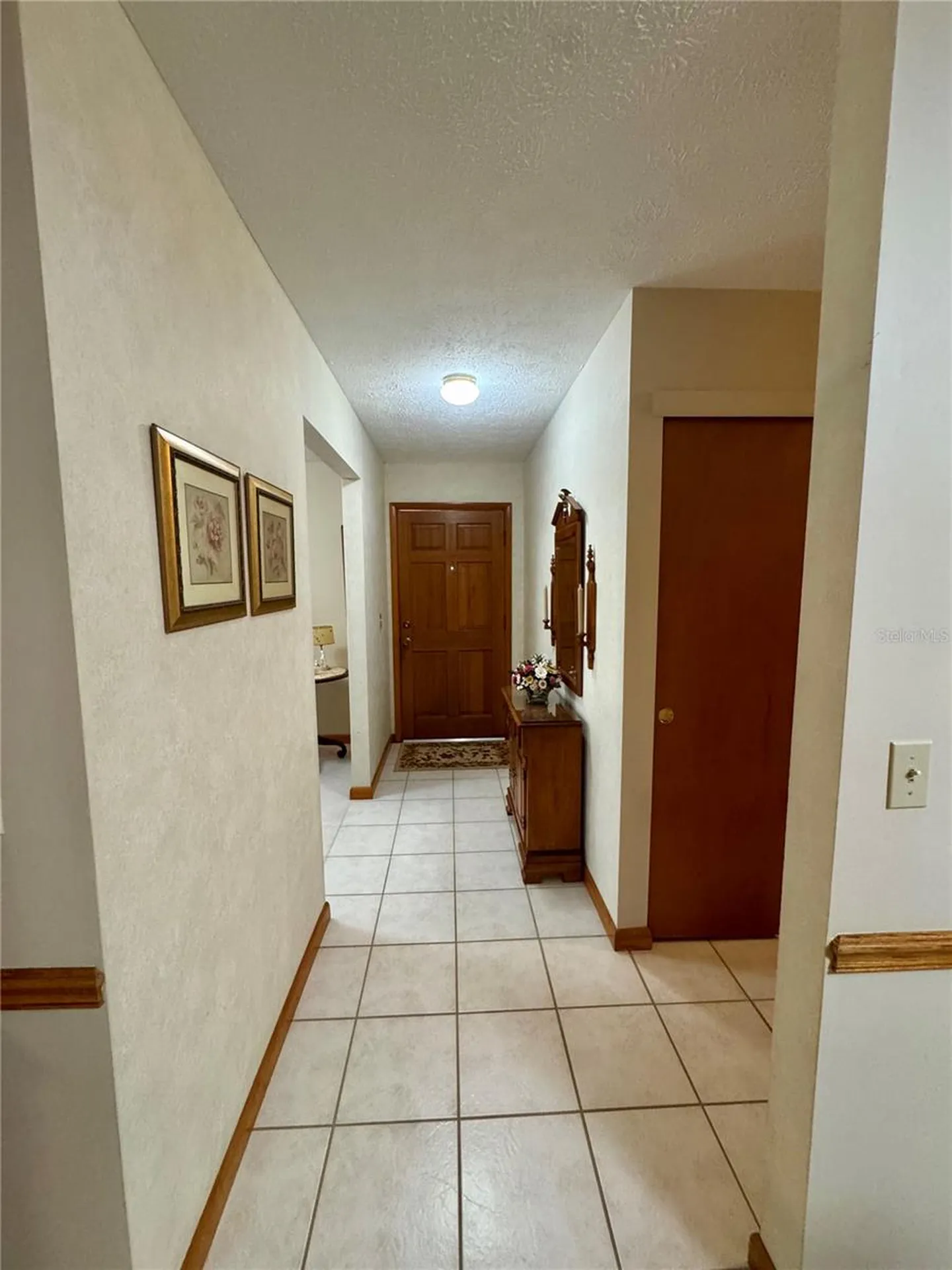 827 Strawberry Lane Brandon FL 33511