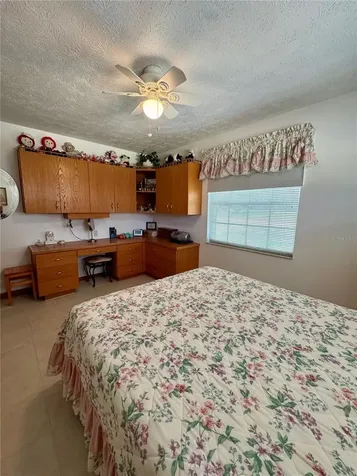 827 Strawberry Lane Brandon FL 33511