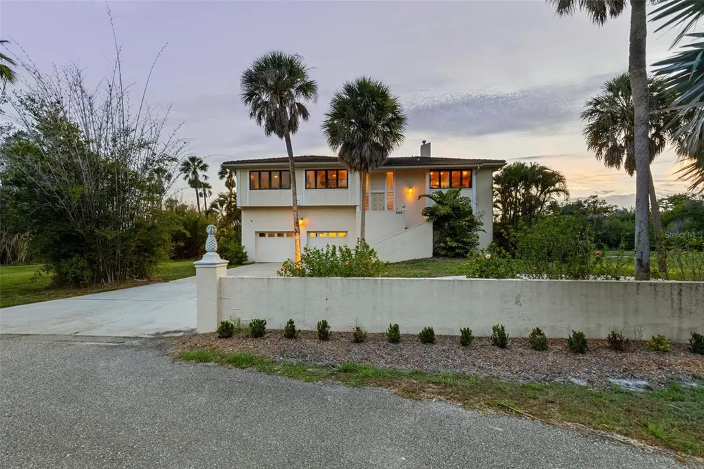 609 42nd Street Court W Palmetto FL 34221