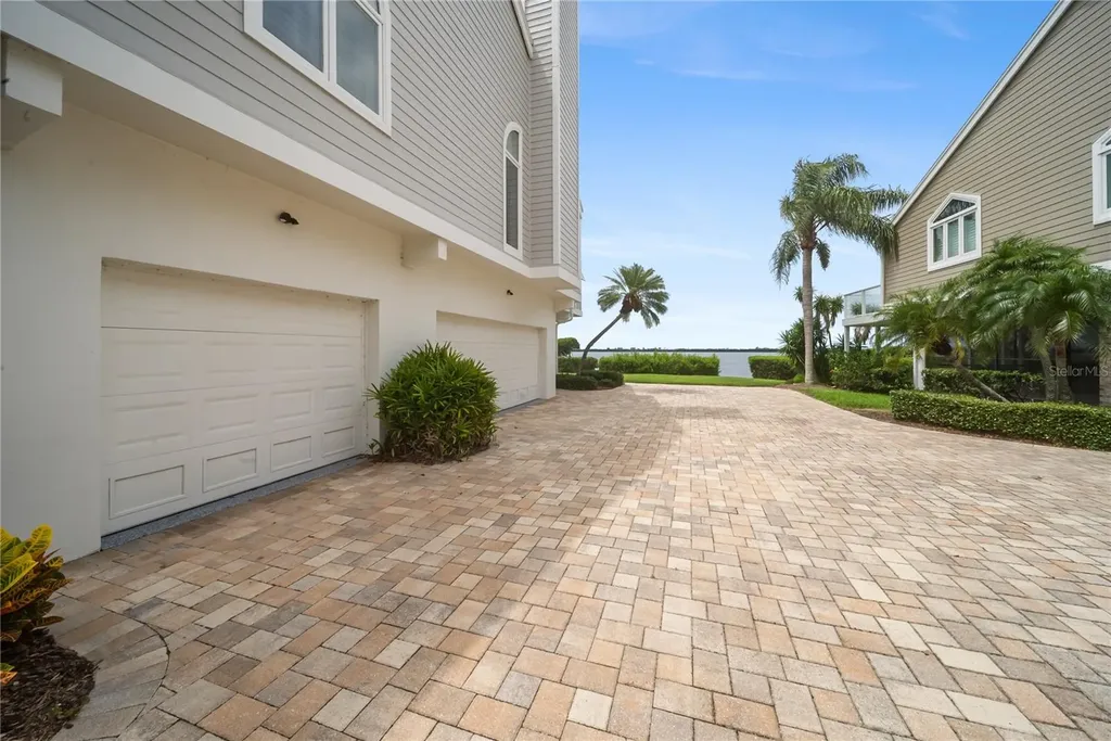 44 Tidy Island Boulevard Bradenton FL 34210