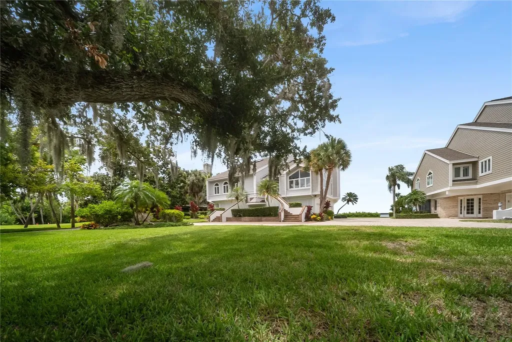 44 Tidy Island Boulevard Bradenton FL 34210