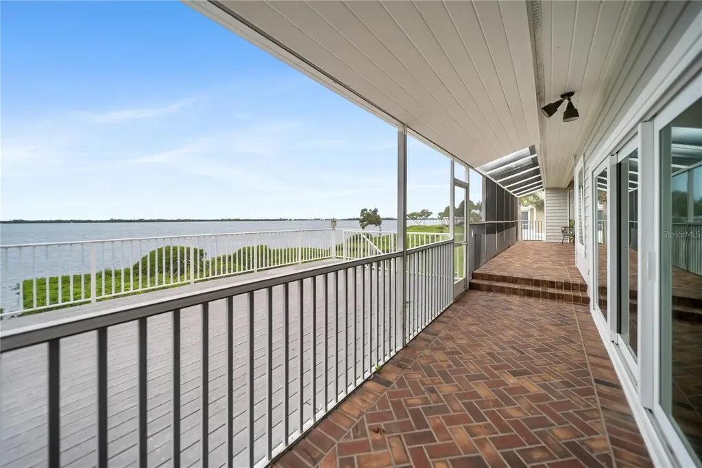 44 Tidy Island Boulevard Bradenton FL 34210