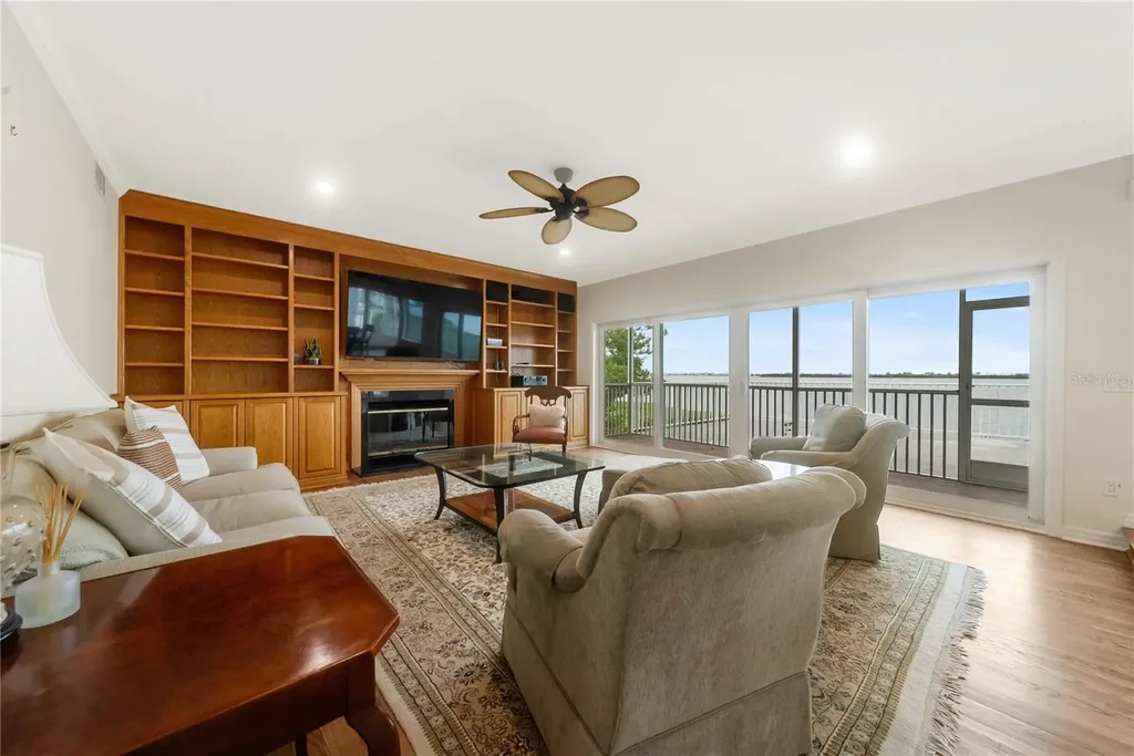 44 Tidy Island Boulevard Bradenton FL 34210