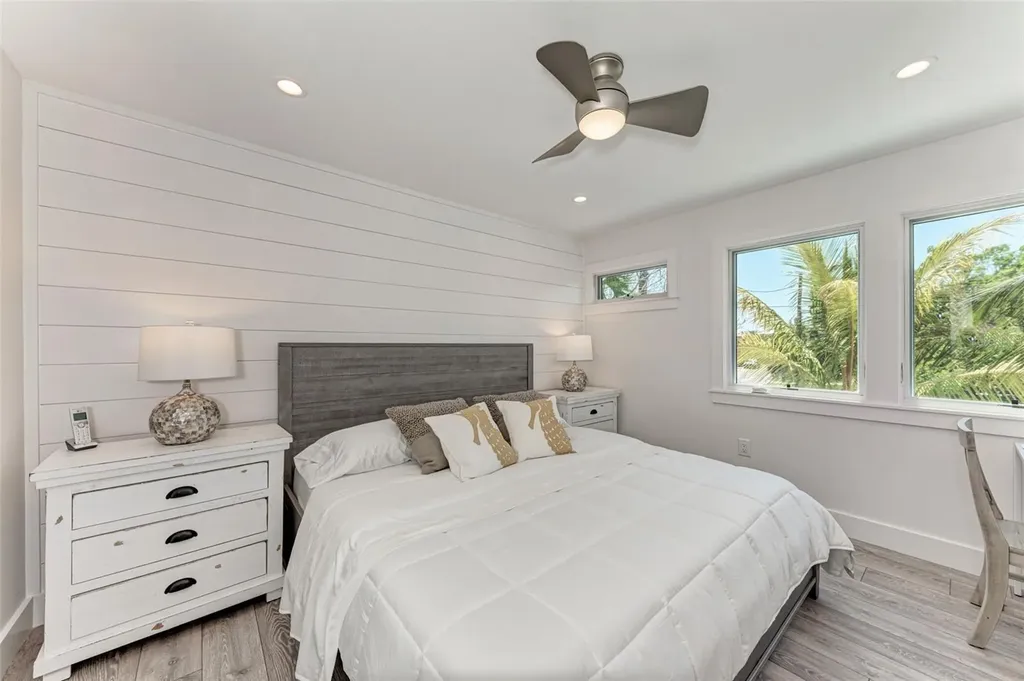256 Gladiolus Street Anna Maria FL 34216