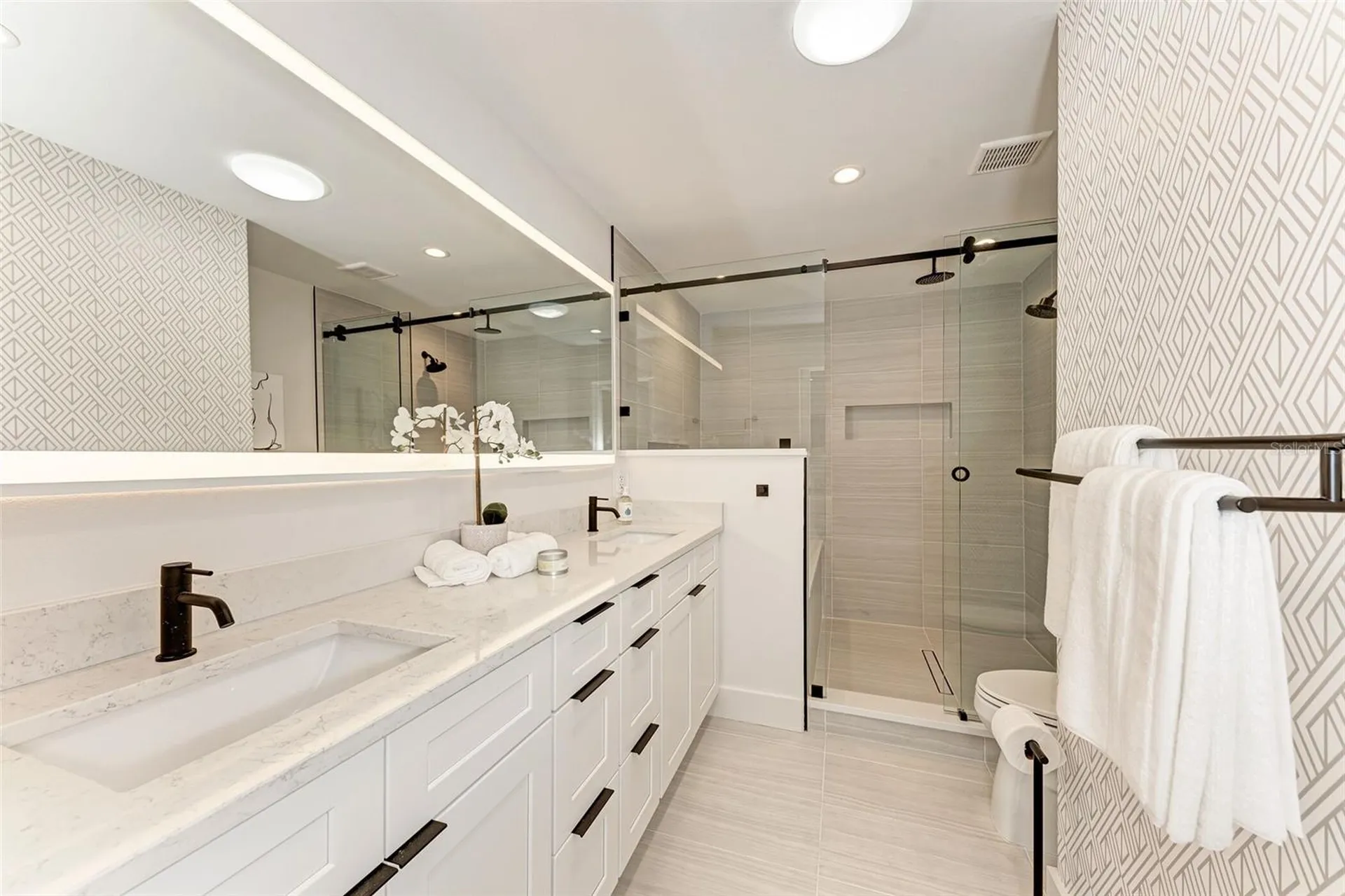 256 Gladiolus Street Anna Maria FL 34216