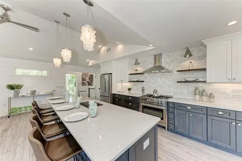 256 Gladiolus Street Anna Maria FL 34216