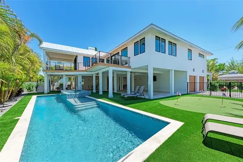 256 Gladiolus Street Anna Maria FL 34216