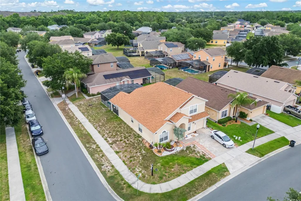 1228 Sandy Ridge Drive Davenport FL 33896
