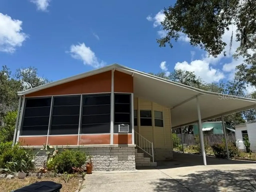 816 Elkan Drive Tarpon Springs FL 34689