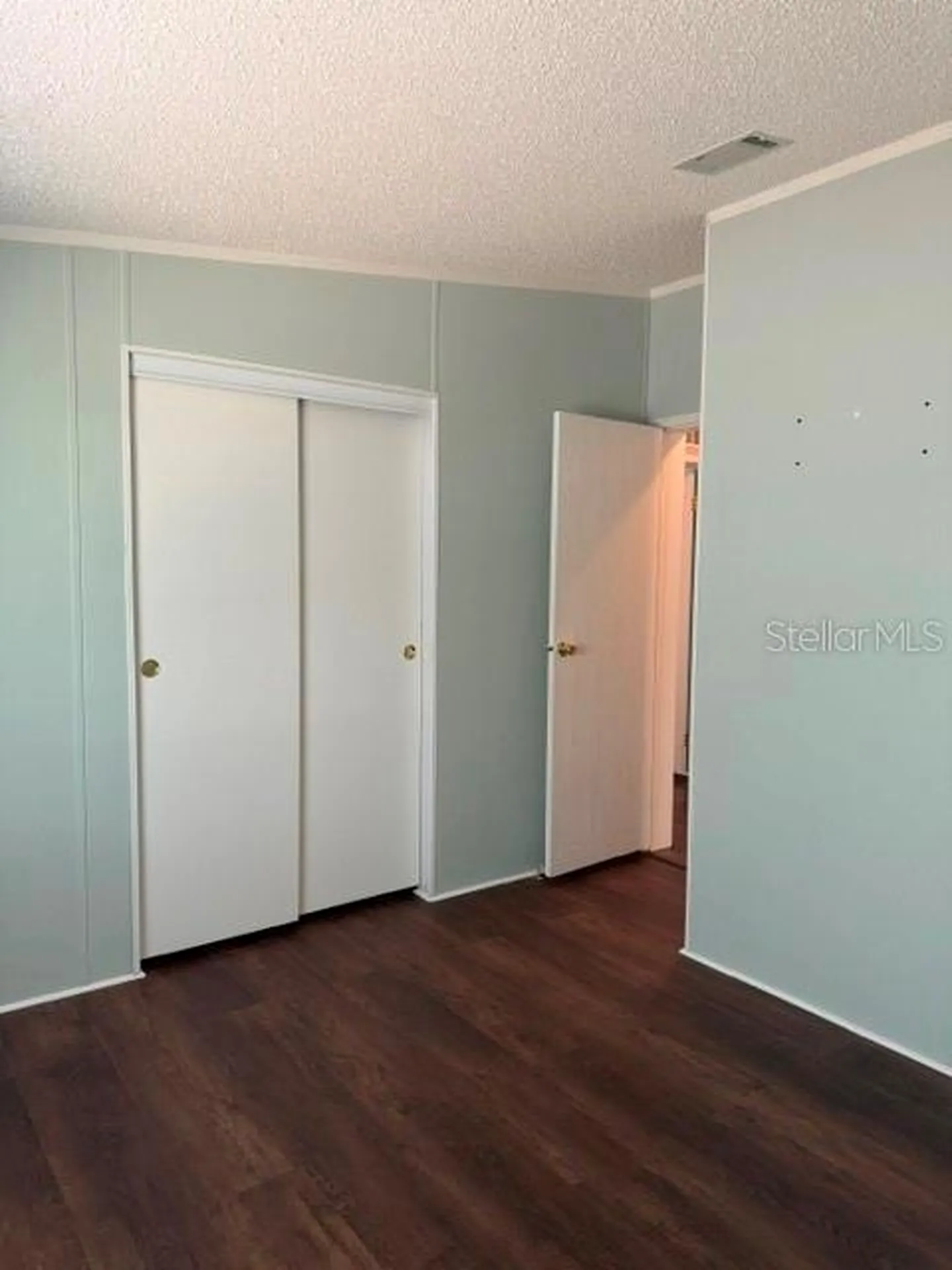 816 Elkan Drive Tarpon Springs FL 34689