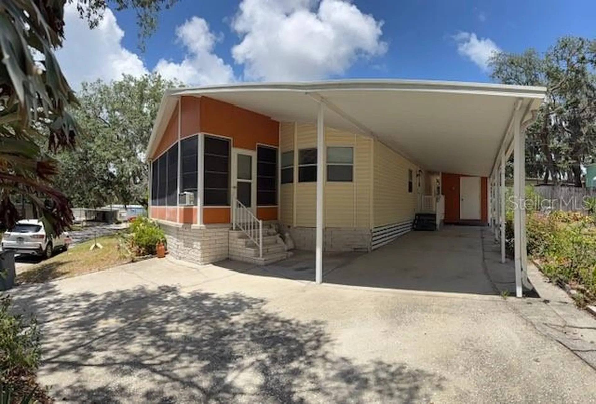 816 Elkan Drive Tarpon Springs FL 34689