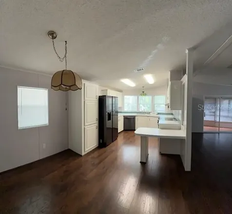 816 Elkan Drive Tarpon Springs FL 34689