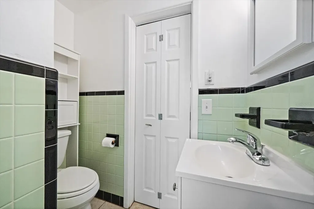 2120 La Salle Street Sarasota FL 34231