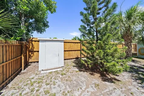 2120 La Salle Street Sarasota FL 34231