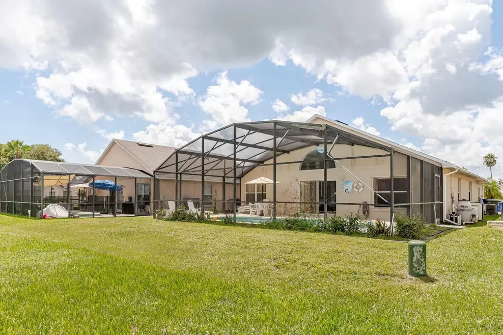 1137 Liberty Hall Drive Kissimmee FL 34746
