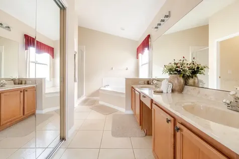 1137 Liberty Hall Drive Kissimmee FL 34746